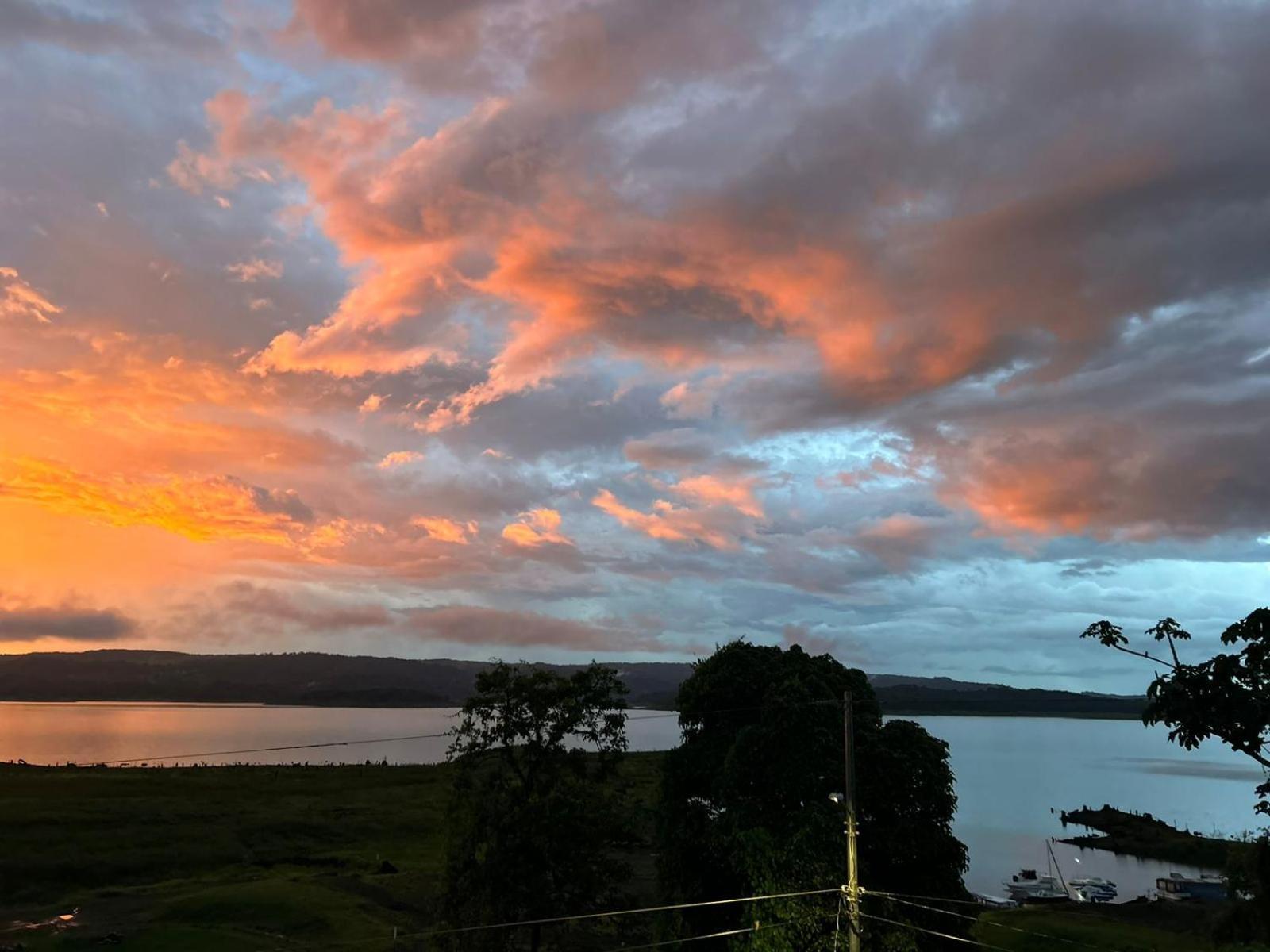 Villas Paradise Arenal Volcano Lake View El Castillo Eksteriør billede